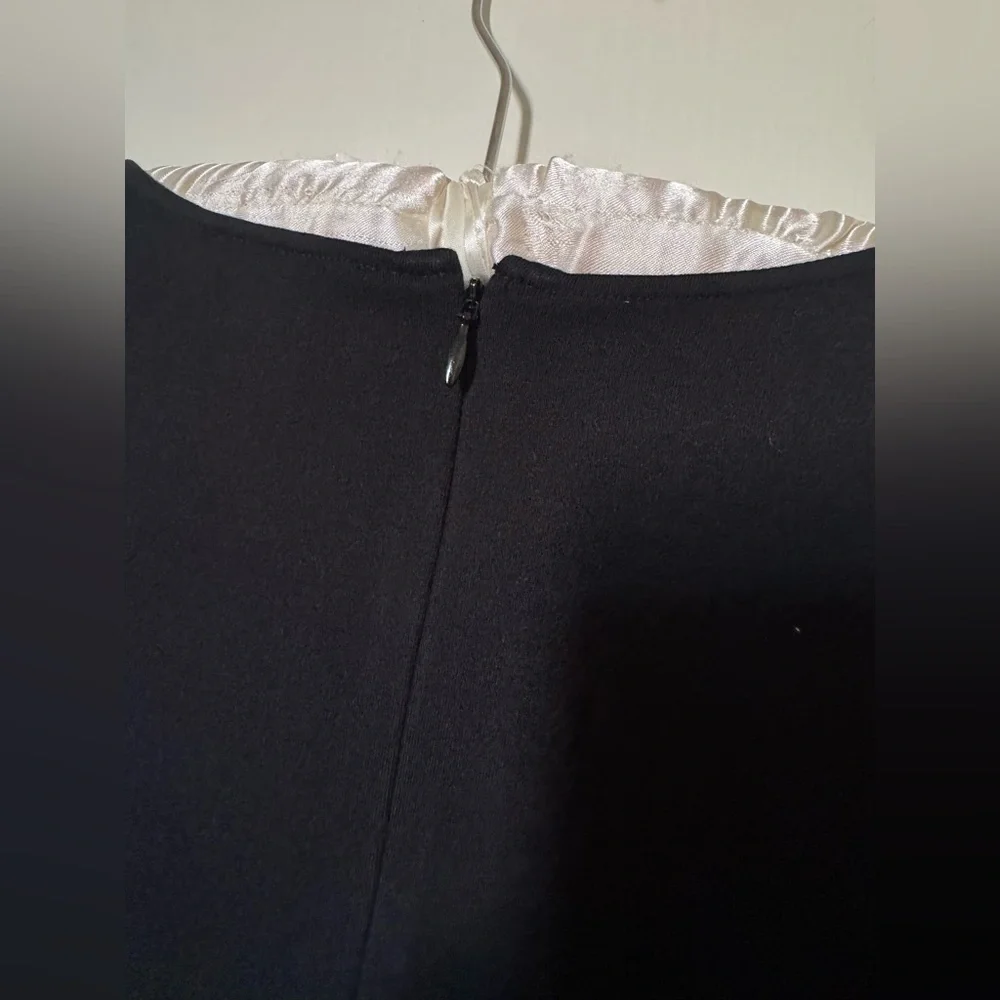 Theory Two-Tone Black and Gray Mini Skirt